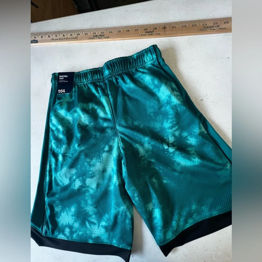 DSG BASKETBALL SHORT BOYS LARGE TEAL SURF TIE DYE W/SOLID TEAL INSET ON SIDES